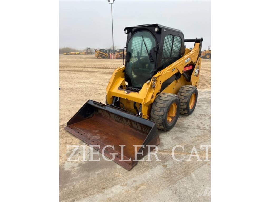 CAT 242D3 Skid steer loderler
