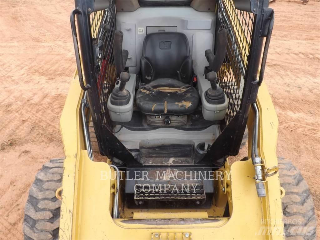 CAT 246C Skid steer loderler