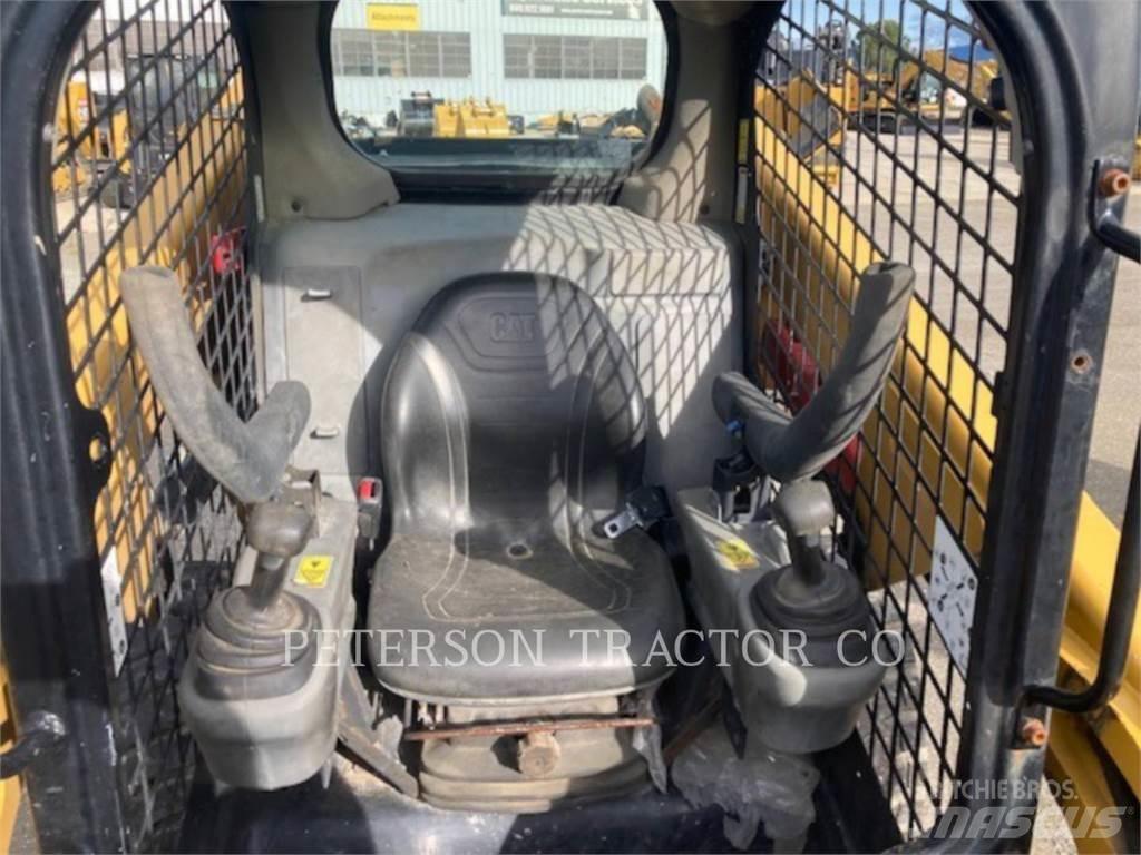 CAT 246D Skid steer loderler