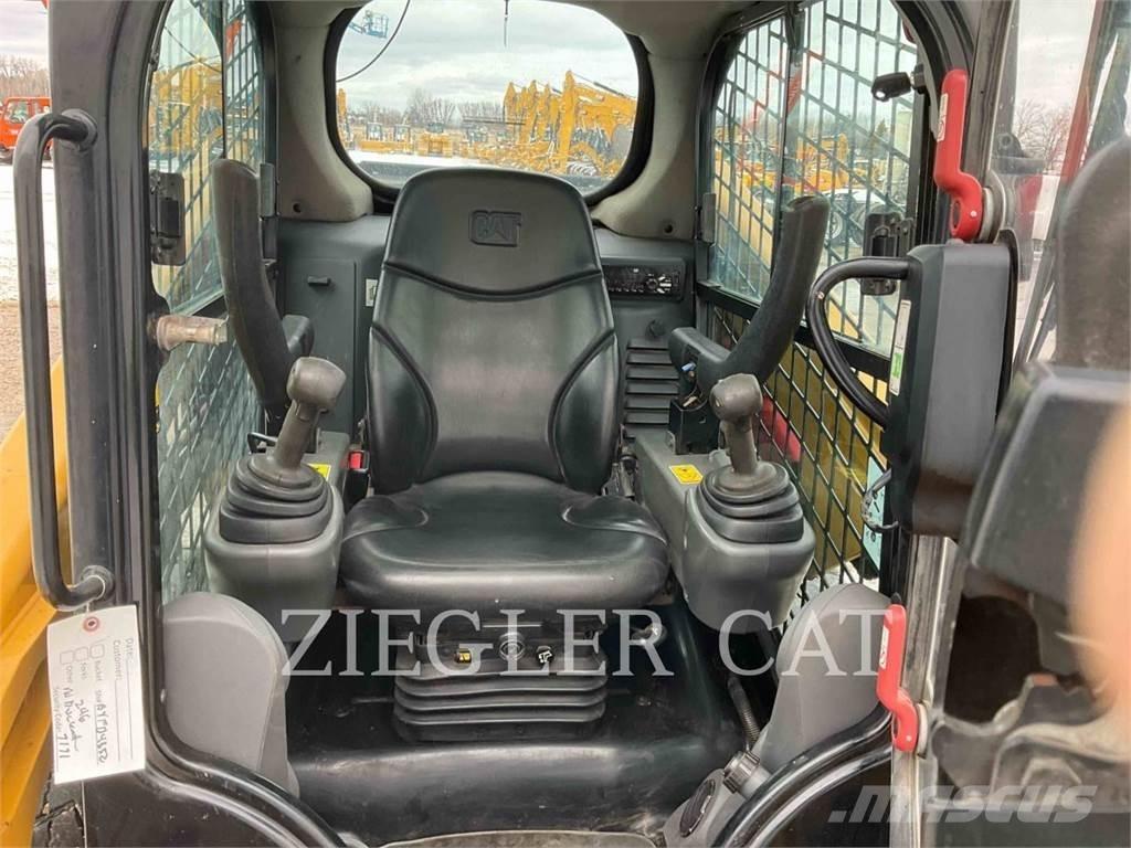 CAT 246D Skid steer loderler