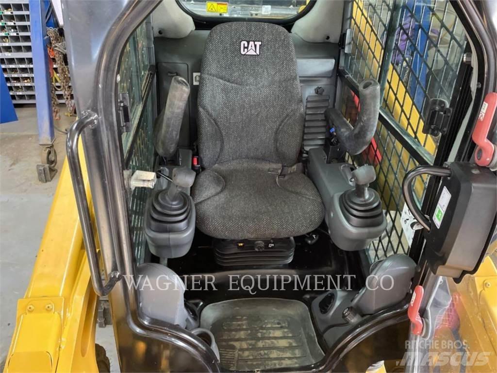 CAT 246D Skid steer loderler