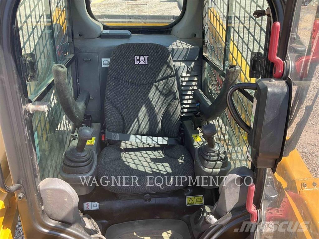 CAT 246D Skid steer loderler