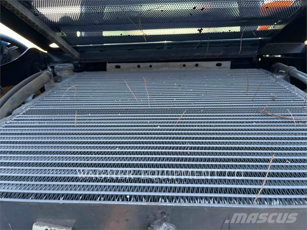 CAT 246D Skid steer loderler