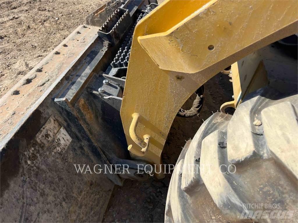 CAT 246D3 Skid steer loderler
