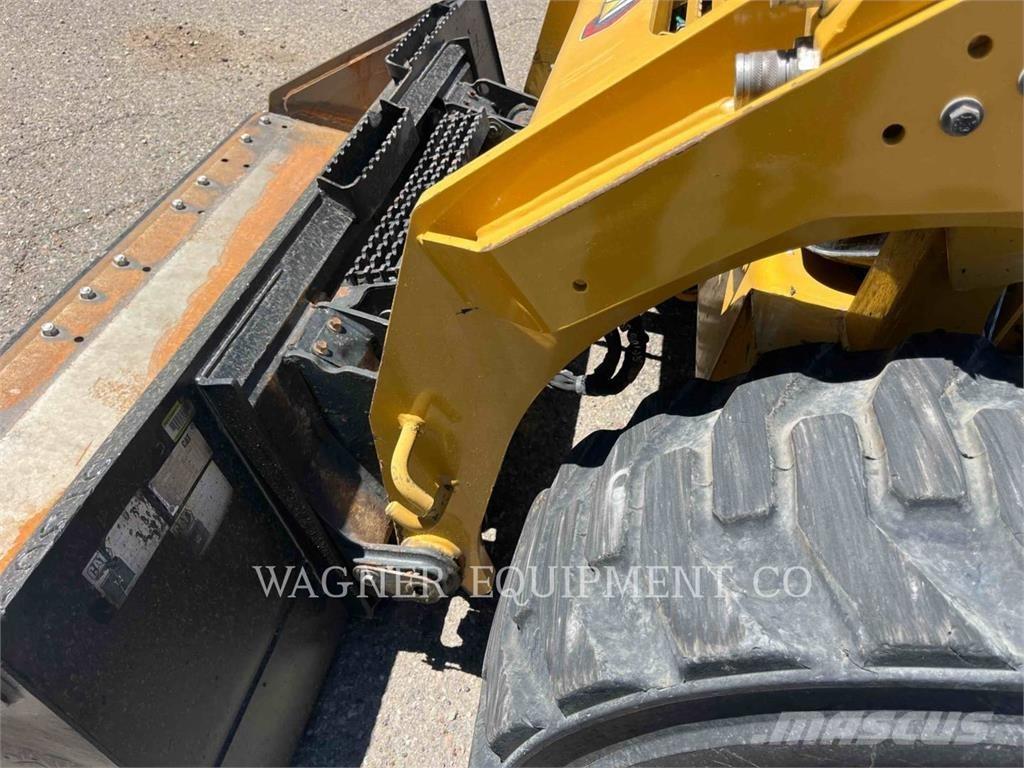 CAT 246D3 Skid steer loderler