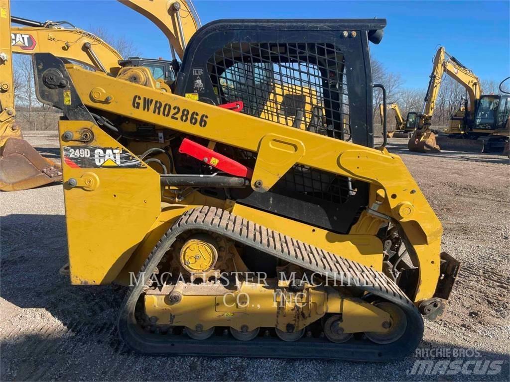 CAT 249D Paletli yükleyiciler