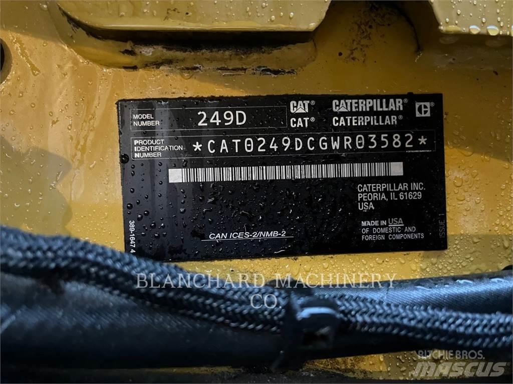 CAT 249D Paletli yükleyiciler