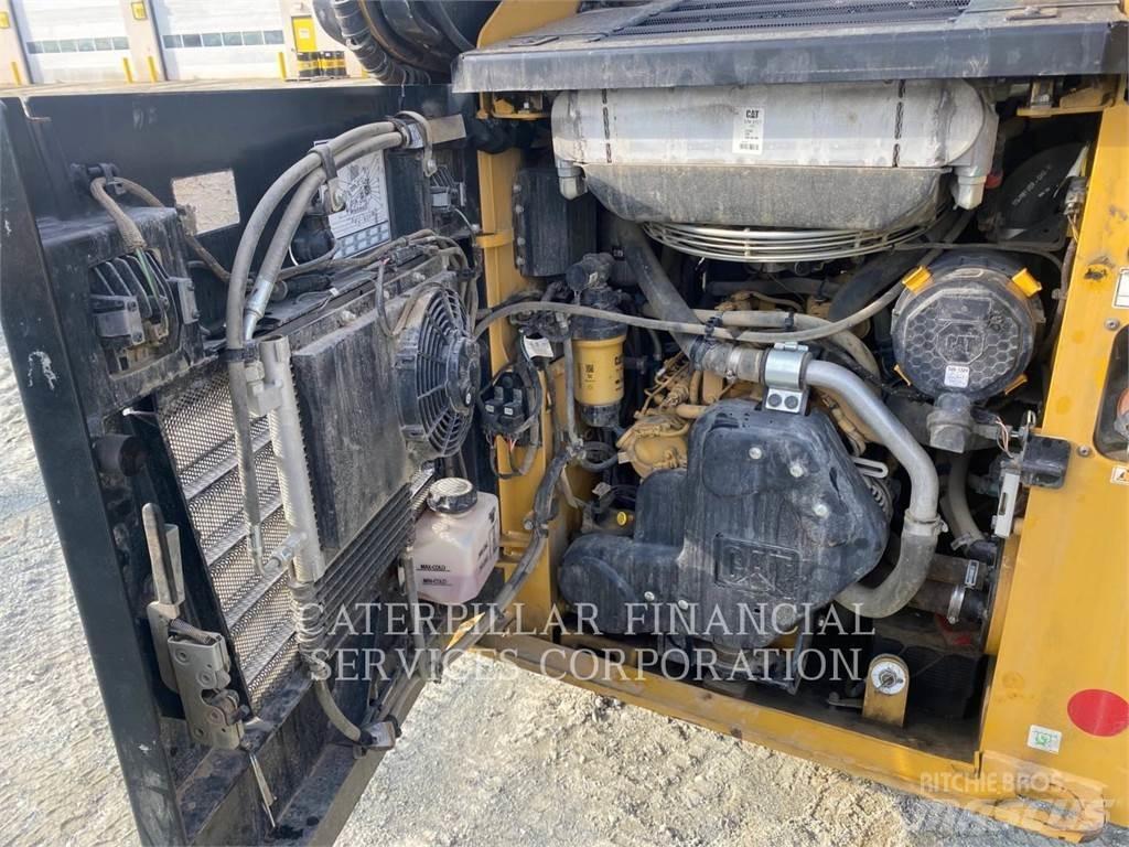 CAT 249D3 Paletli yükleyiciler