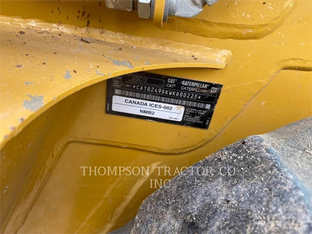 CAT 249D3 Paletli yükleyiciler