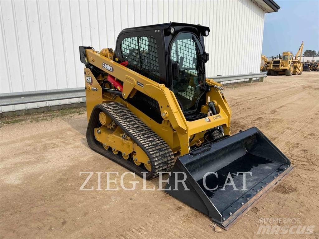 CAT 249D3 Paletli yükleyiciler