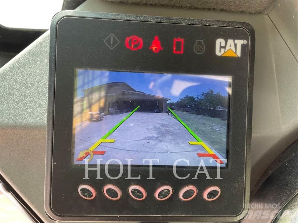 CAT 249D3 Paletli yükleyiciler