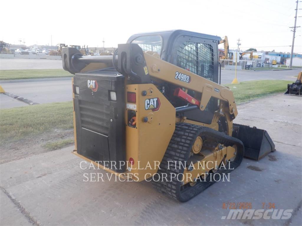 CAT 249D3 Paletli yükleyiciler