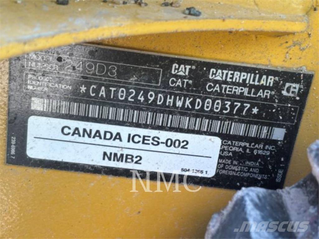CAT 249D3 Paletli yükleyiciler