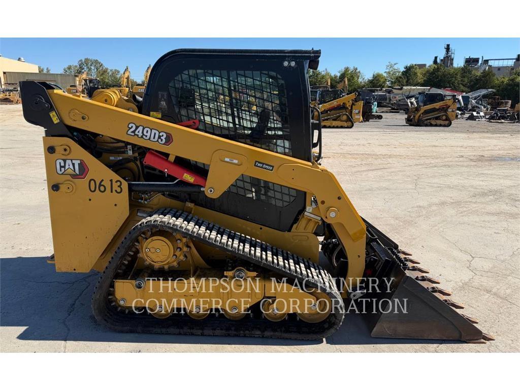 CAT 249D3 Paletli yükleyiciler