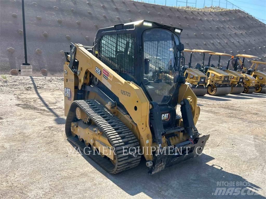 CAT 255 Paletli yükleyiciler