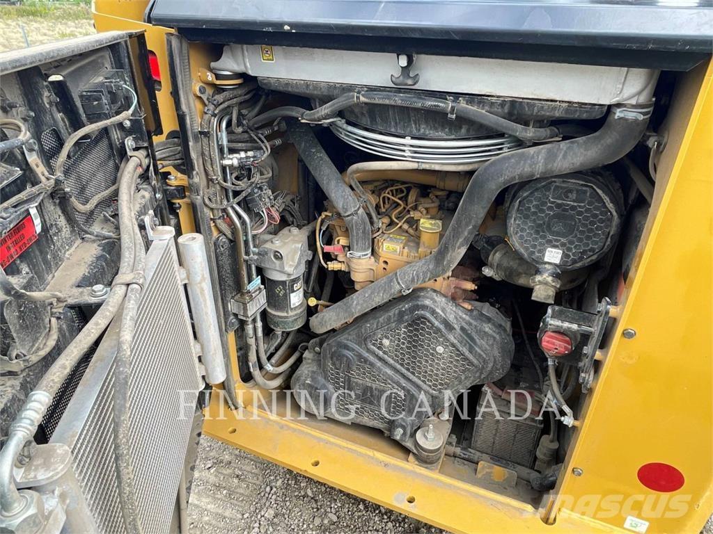 CAT 255-05 Paletli yükleyiciler