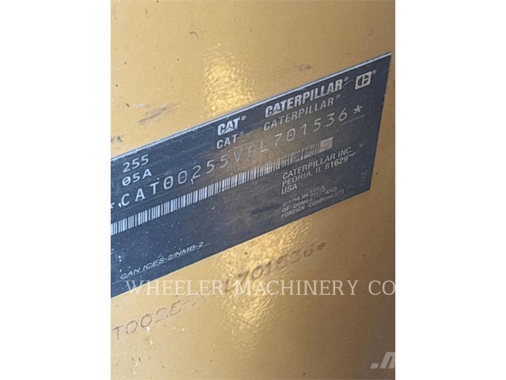 CAT 255 C3HF Paletli yükleyiciler