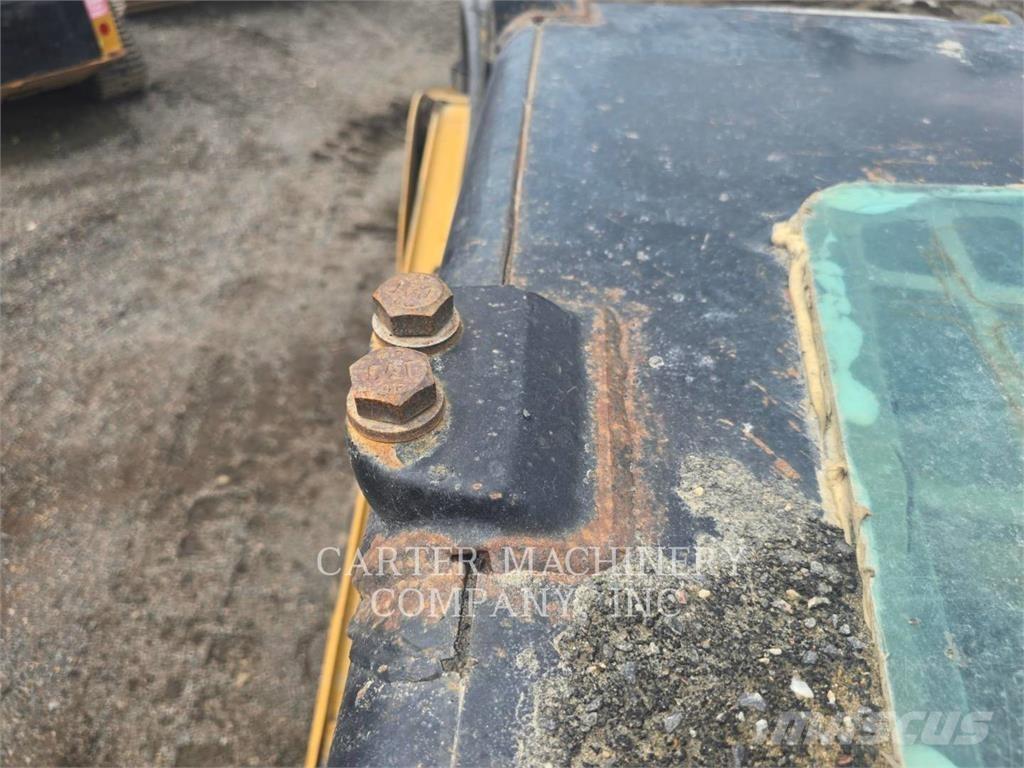 CAT 256C Skid steer loderler