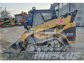 CAT 257B Paletli yükleyiciler
