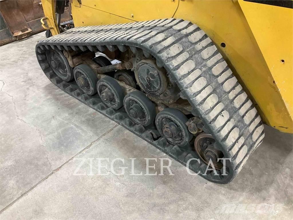 CAT 257D Paletli yükleyiciler