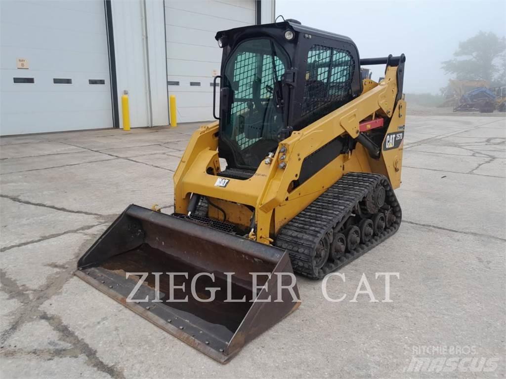 CAT 257D Paletli yükleyiciler