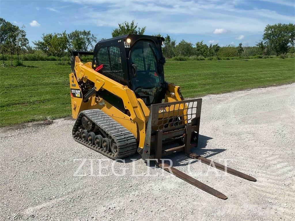 CAT 257D Paletli yükleyiciler
