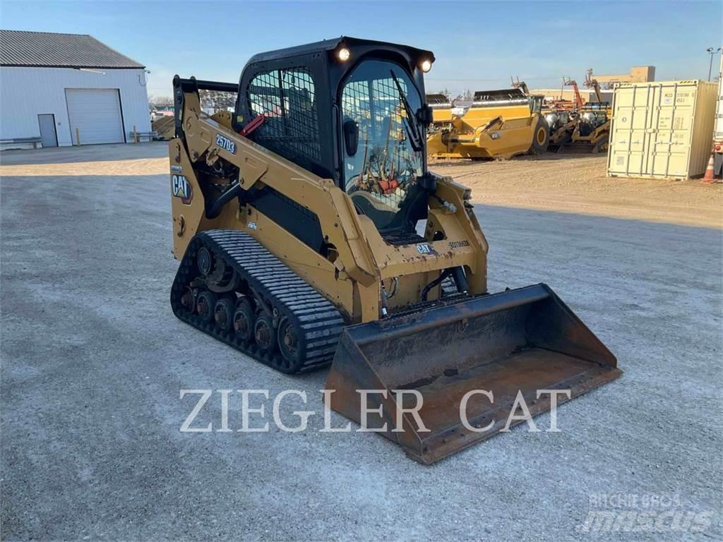 CAT 257D3 Paletli yükleyiciler