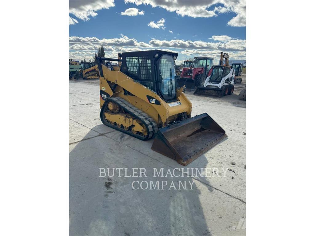 CAT 259B3 Paletli yükleyiciler