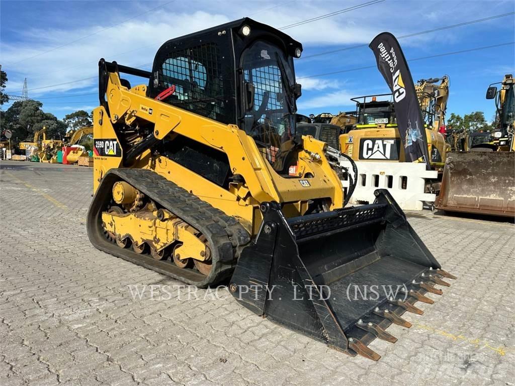CAT 259D Paletli yükleyiciler
