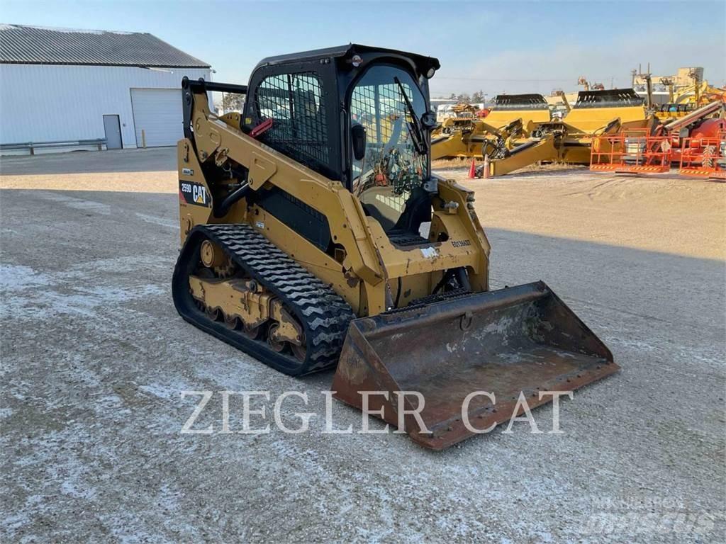 CAT 259D Paletli yükleyiciler