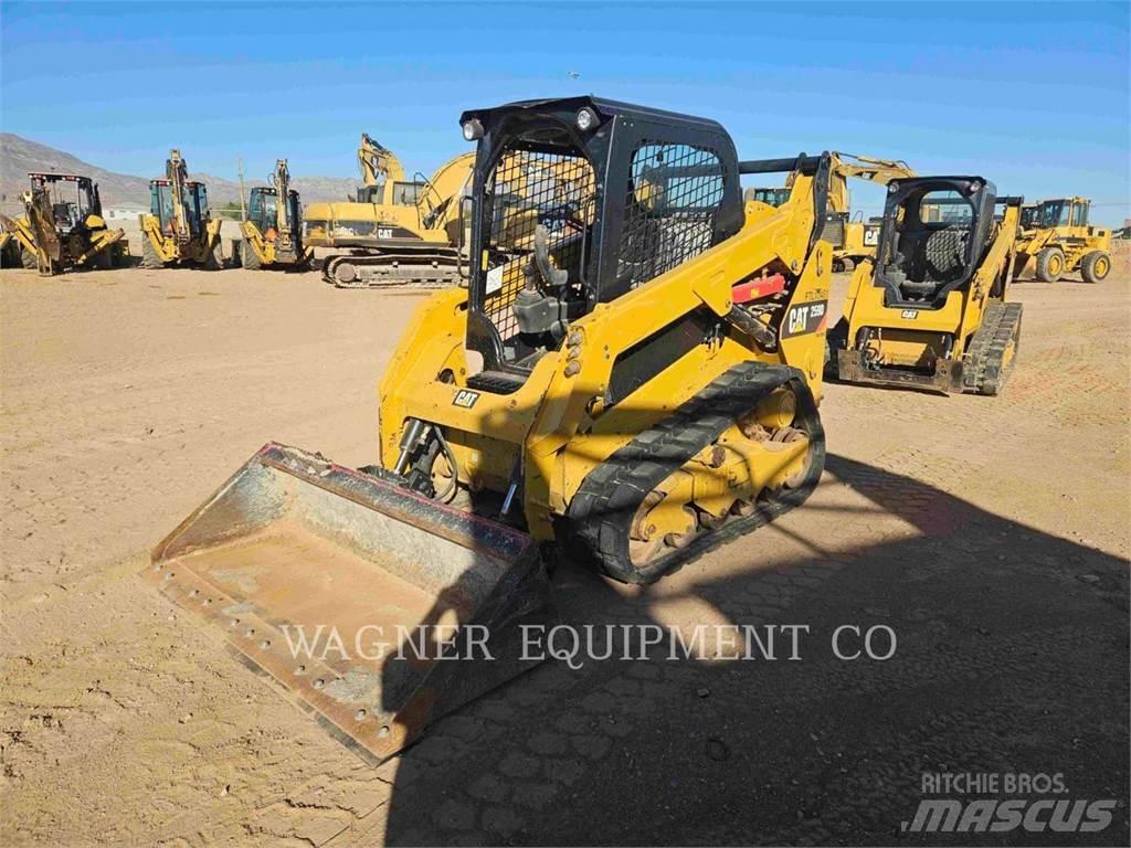 CAT 259D Paletli yükleyiciler