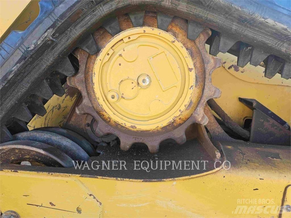 CAT 259D Paletli yükleyiciler