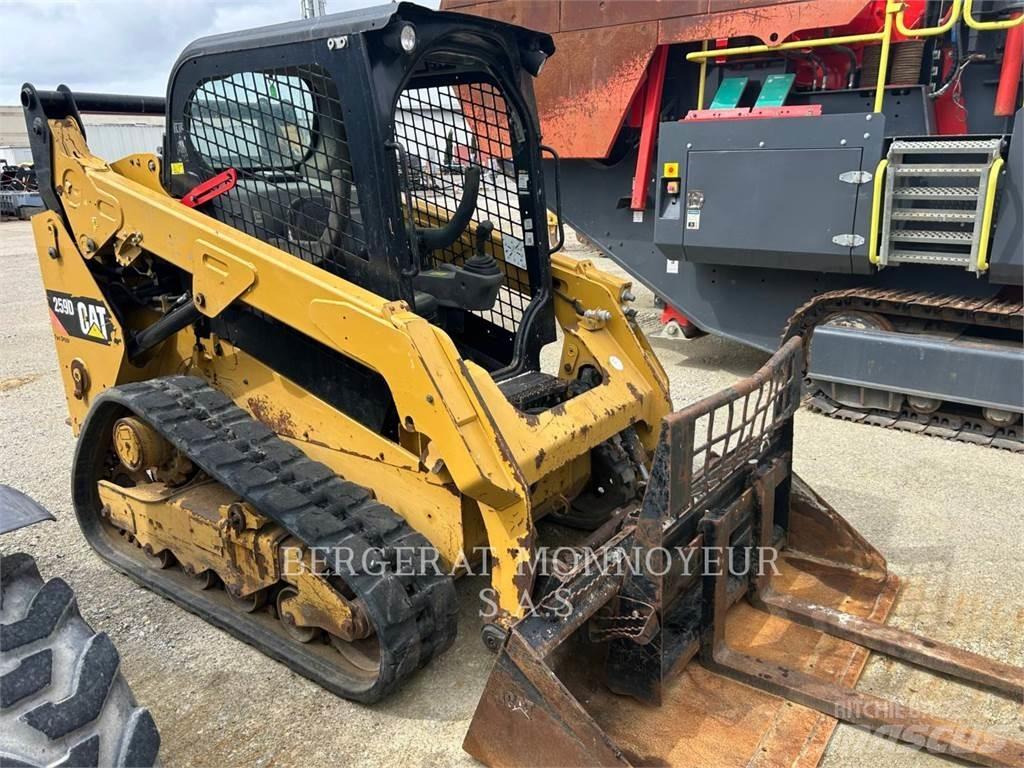 CAT 259D Paletli yükleyiciler