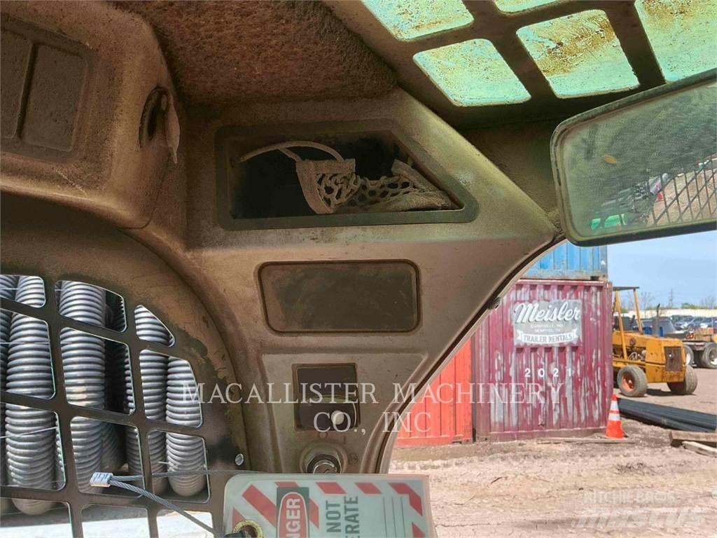 CAT 259D Paletli yükleyiciler