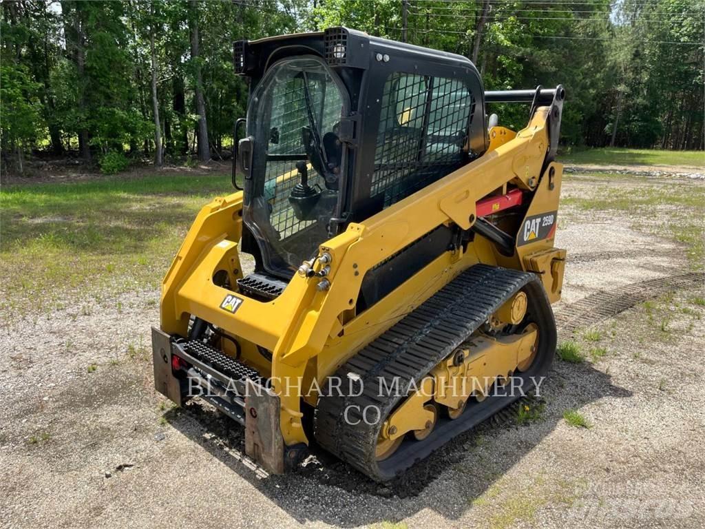 CAT 259D Paletli yükleyiciler