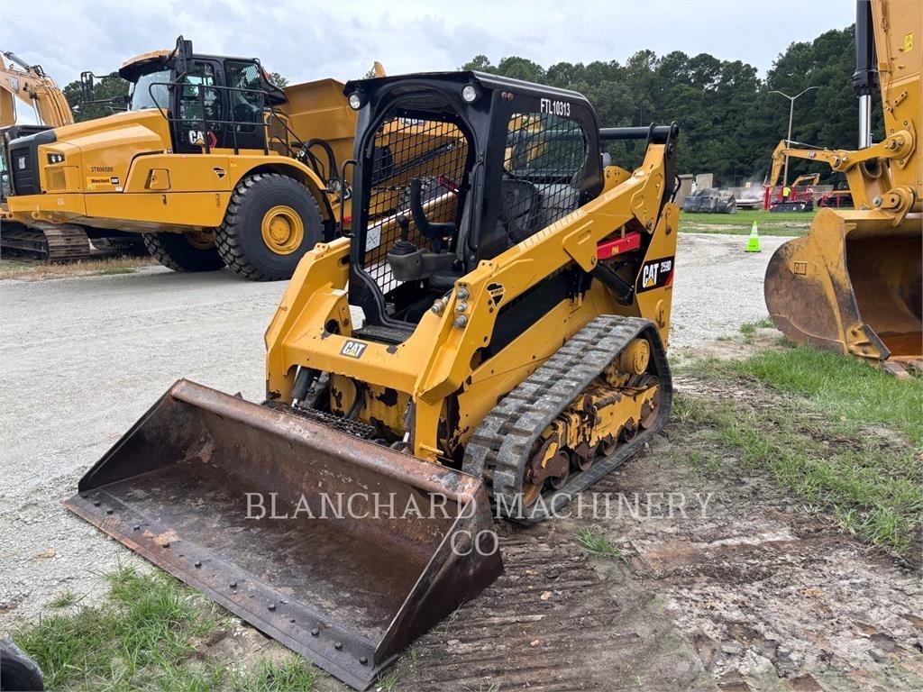 CAT 259D Paletli yükleyiciler