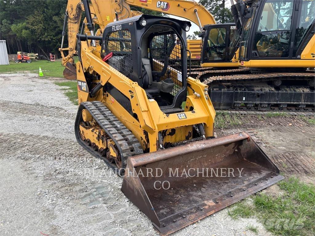 CAT 259D Paletli yükleyiciler