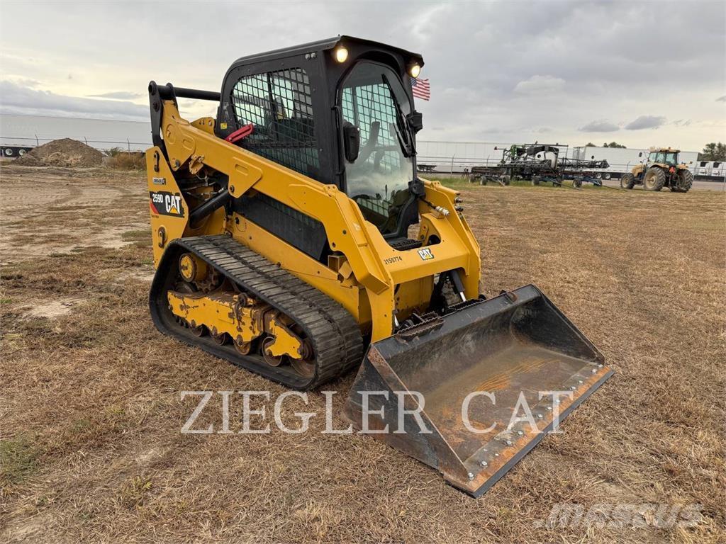 CAT 259D Paletli yükleyiciler