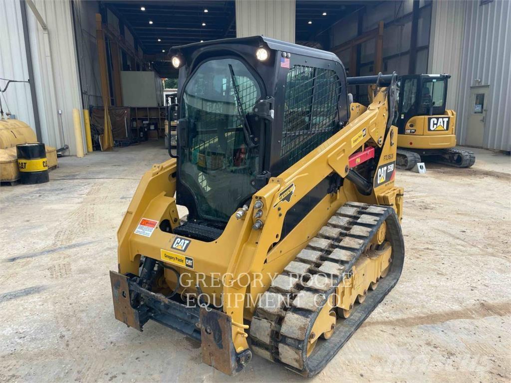 CAT 259D Paletli yükleyiciler