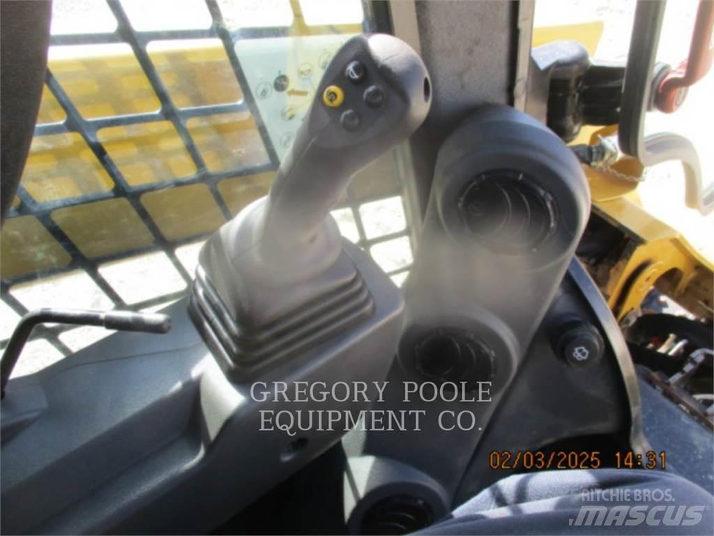 CAT 259D3 Paletli yükleyiciler