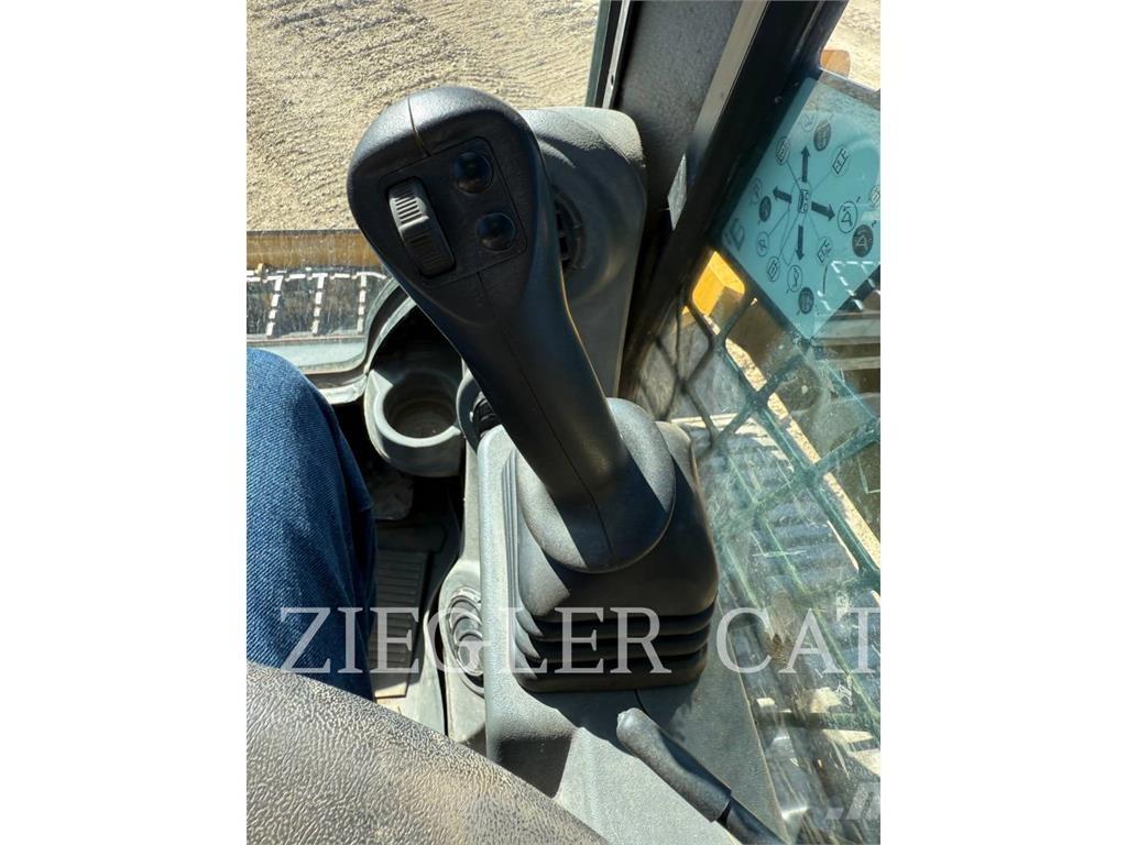 CAT 259D3 Paletli yükleyiciler