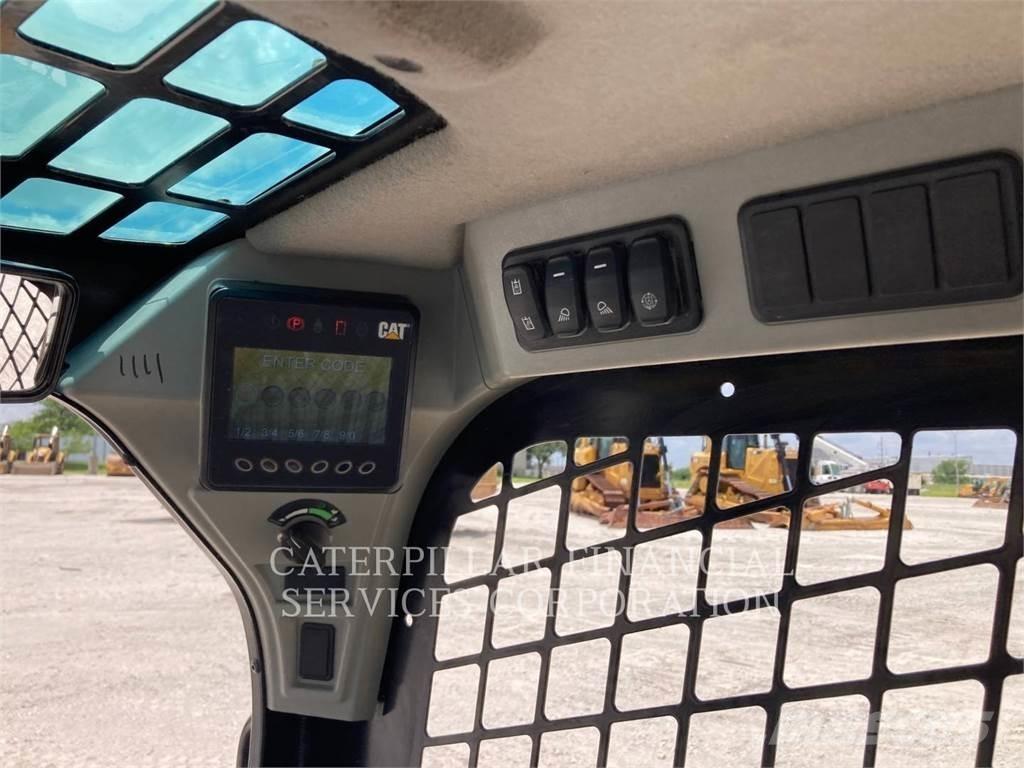 CAT 259D3 Paletli yükleyiciler