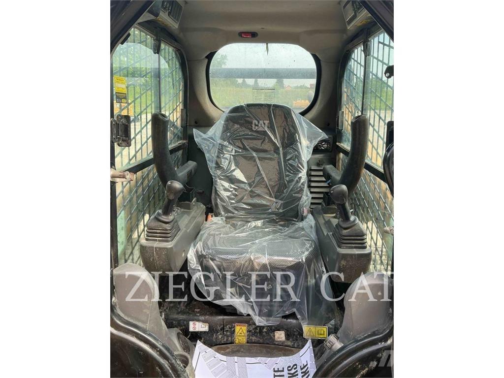 CAT 259D3 Paletli yükleyiciler