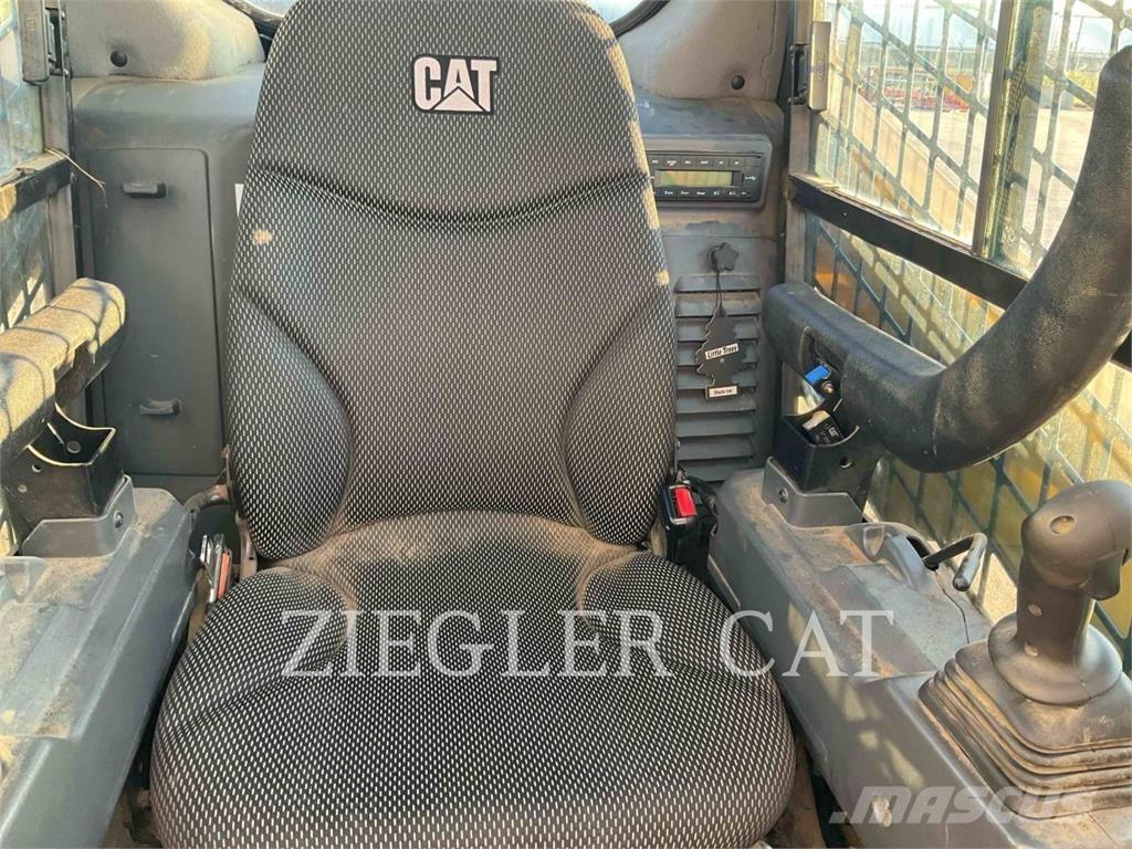 CAT 259D3 Paletli yükleyiciler