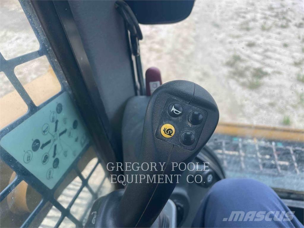 CAT 259D3 Paletli yükleyiciler