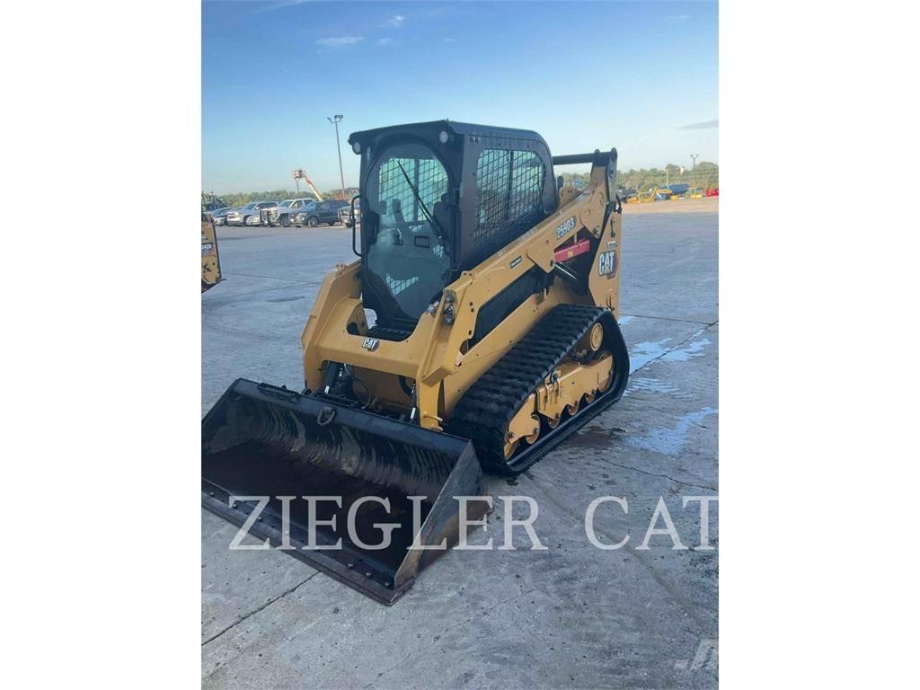 CAT 259D3 Paletli yükleyiciler