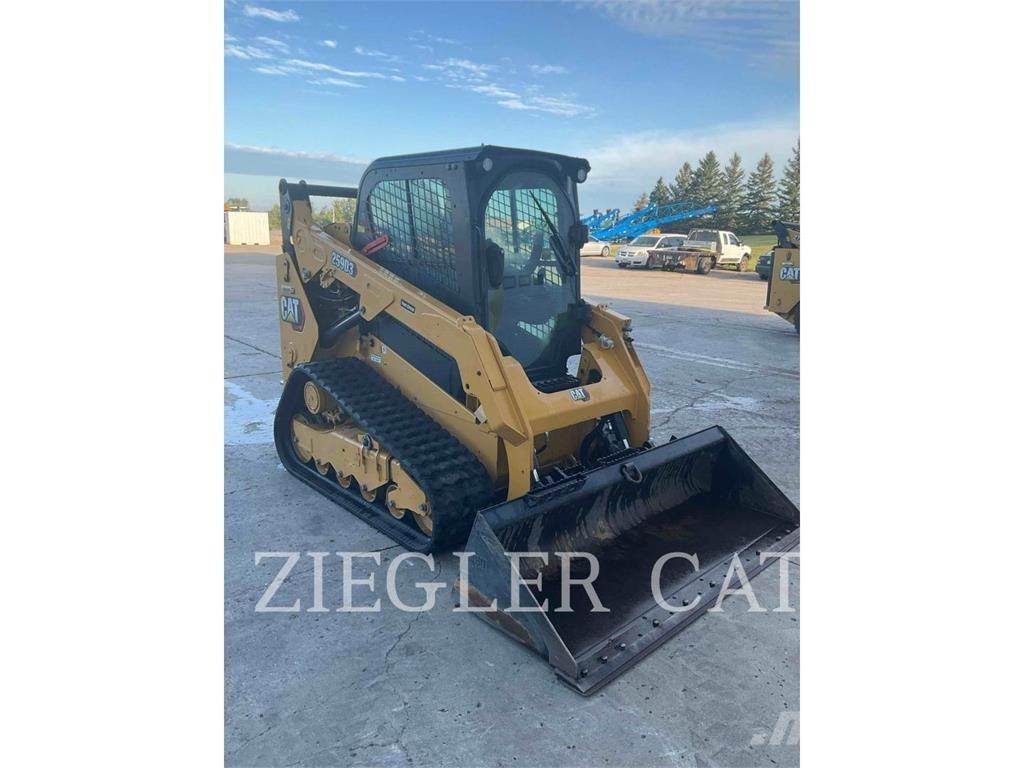 CAT 259D3 Paletli yükleyiciler