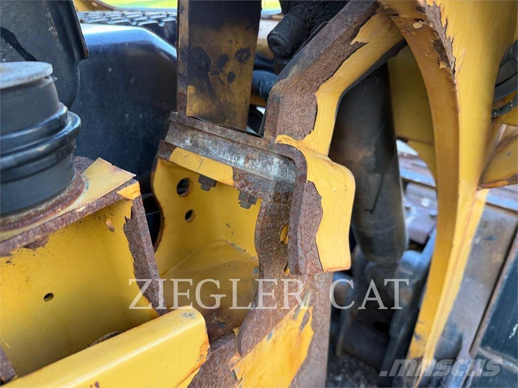 CAT 259D3 Paletli yükleyiciler