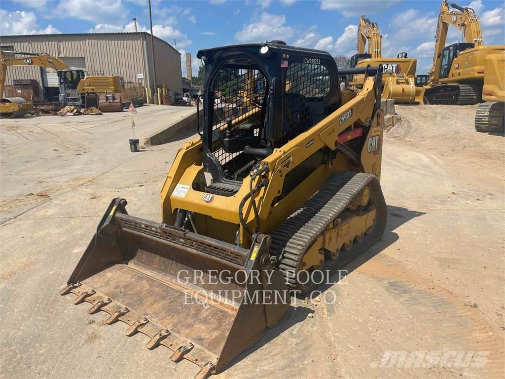 CAT 259D3 Paletli yükleyiciler