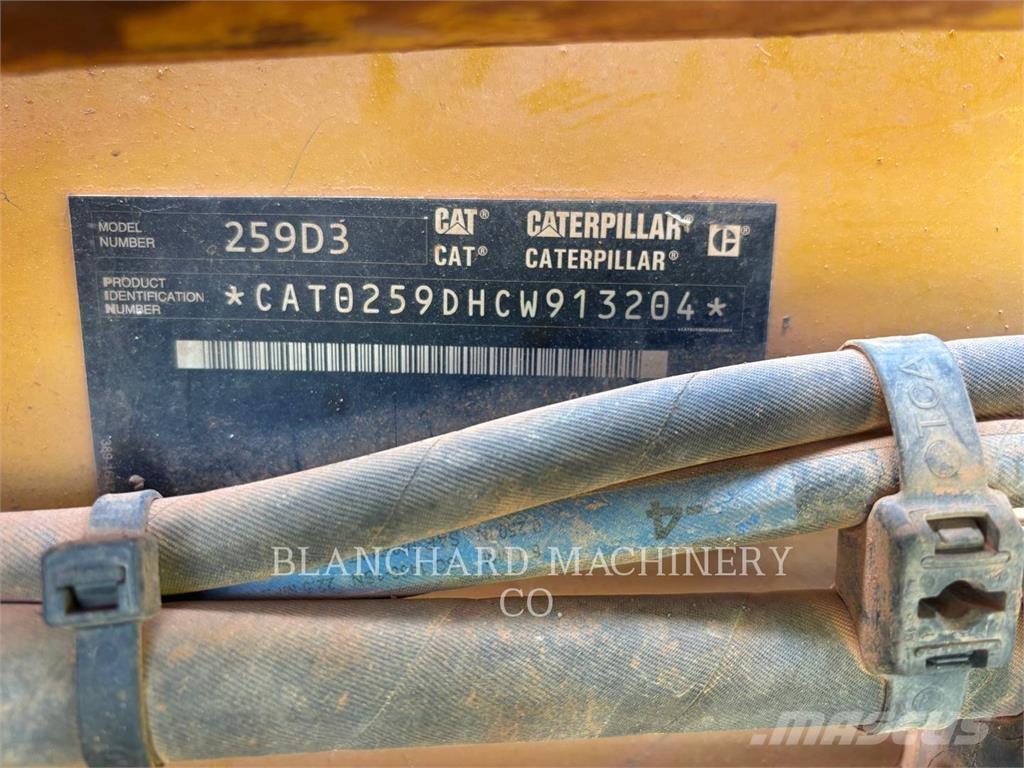 CAT 259D3 Paletli yükleyiciler